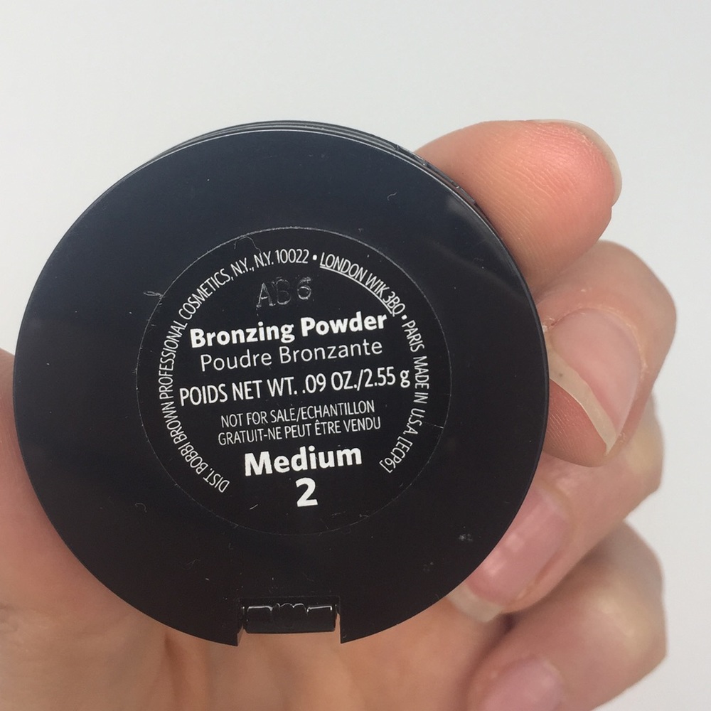 Bobbi Brown Bronzing Powder Medium 2